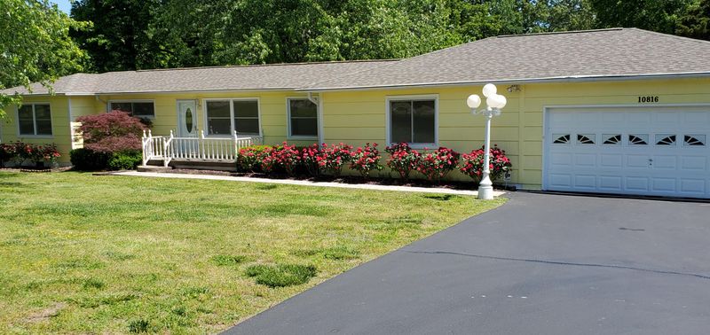 10816 Snyder Rd, Knoxville, TN 37932