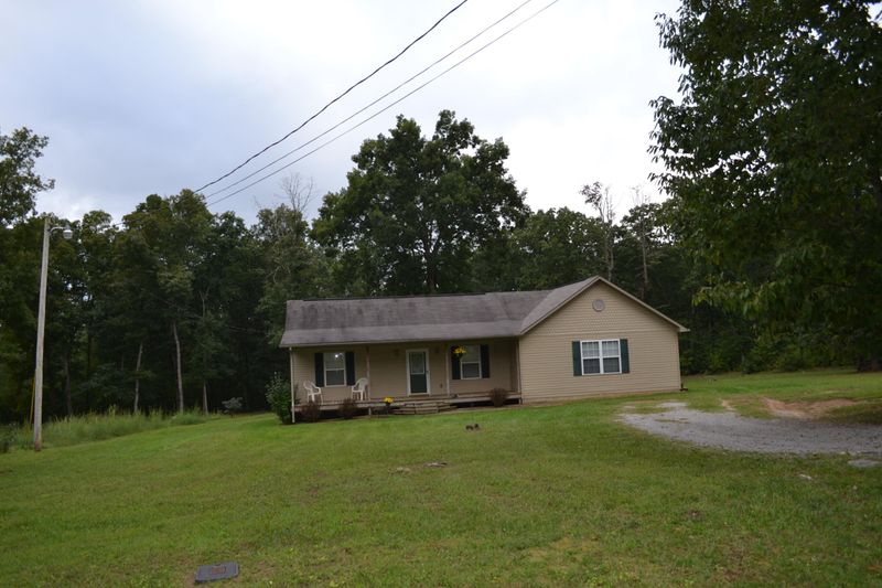 1082 Leffle Webb Rd, Crossville, TN 38572