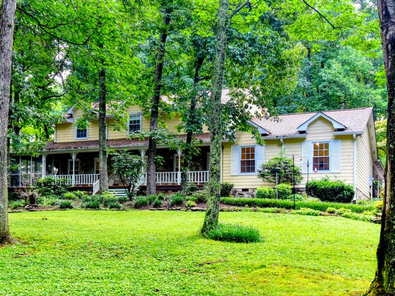 10820 Carmichael Rd, Knoxville, TN 37932