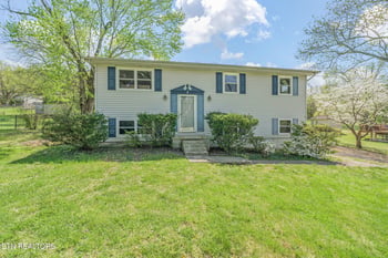 10824 Ashford Dr, Knoxville, TN 37934