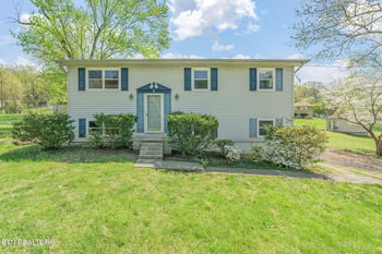 10824 Ashford Dr, Knoxville, TN 37934