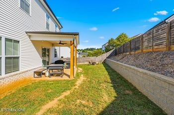 10841 Snowfall Ln, Knoxville, TN 37931