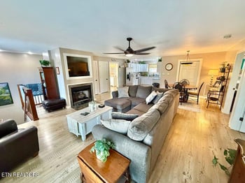 10845 Richland Rd, Mascot, TN 37806