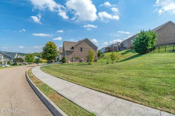 10862 Laurel Glade Ln, Knoxville, TN 37932