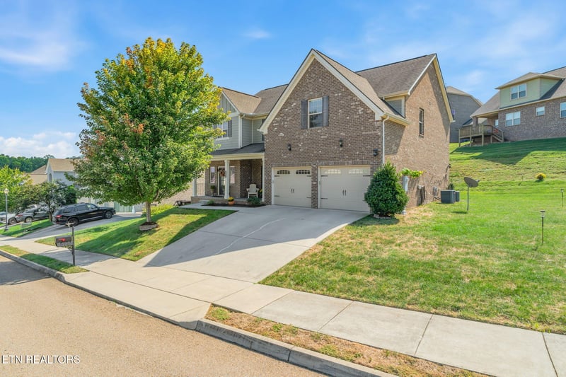 10862 Laurel Glade Ln, Knoxville, TN 37932