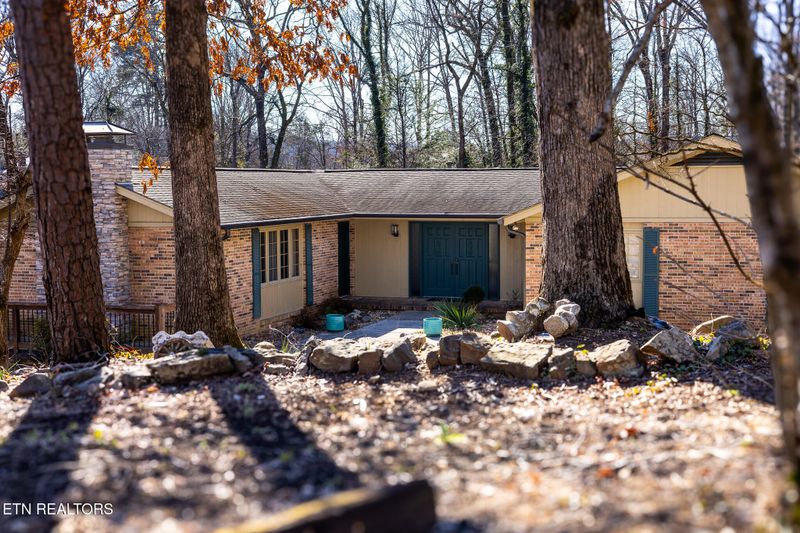 109 Balsam Rd, Oak Ridge, TN 37830