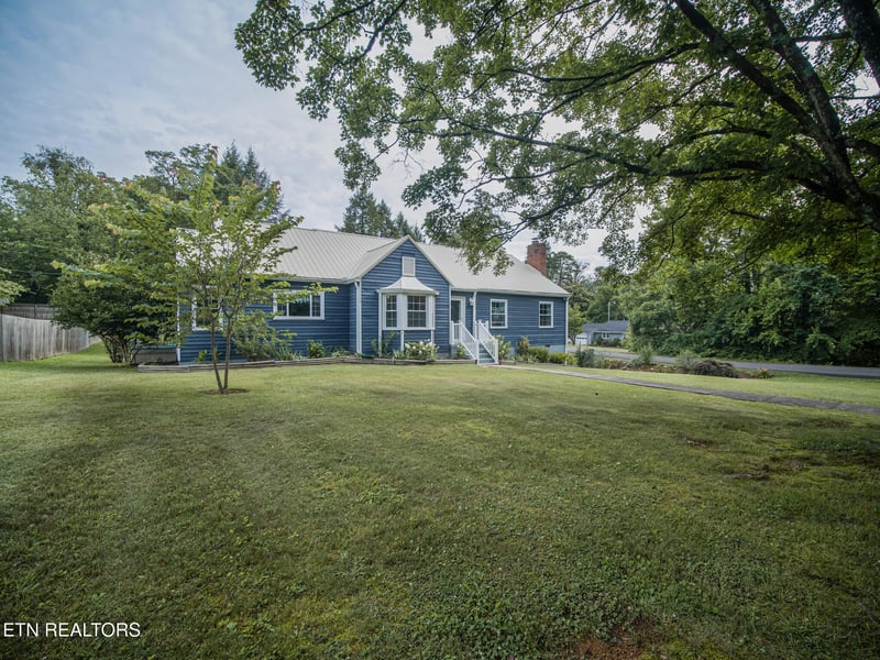 109 Bona Rd, Knoxville, TN 37914