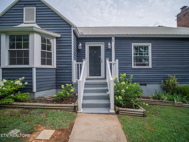 109 Bona Rd, Knoxville, TN 37914