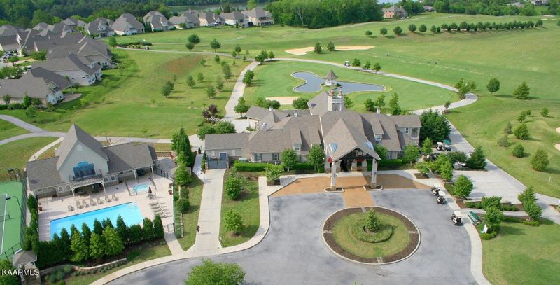 109 Breakers Dr, Vonore, TN 37885