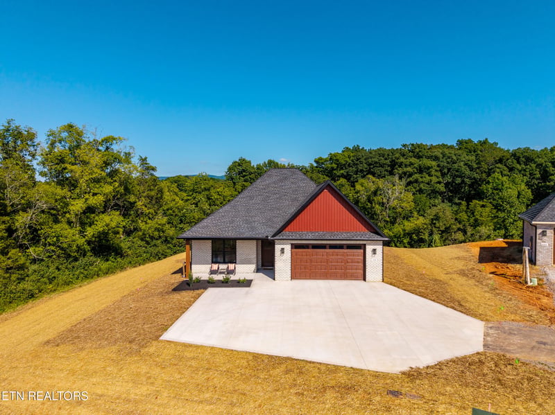 109 Burrstone Way, Maryville, TN 37803