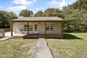 109 Cedar Ridge Rd, Knoxville, TN 37924