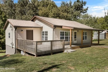 109 Cedar Ridge Rd, Knoxville, TN 37924
