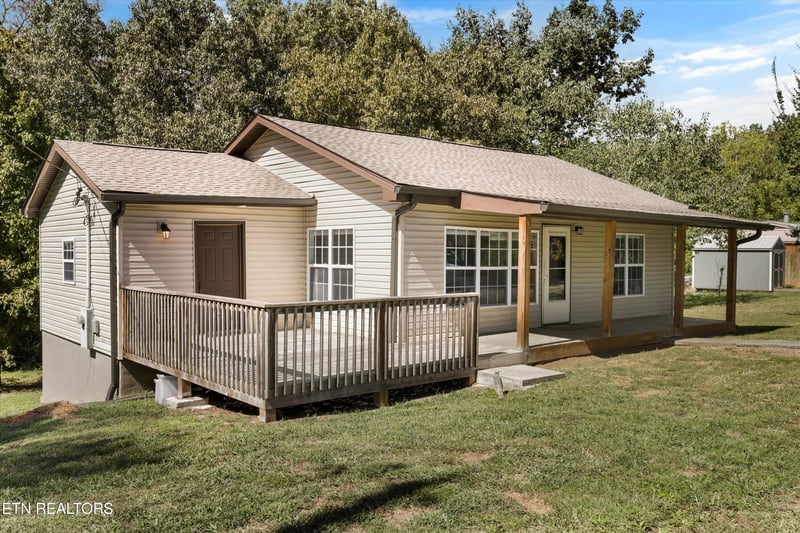 109 Cedar Ridge Rd, Knoxville, TN 37924