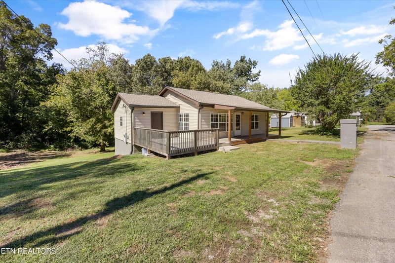 109 Cedar Ridge Rd, Knoxville, TN 37924