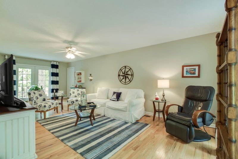 109 Cheeskogili Way, Loudon, TN 37774
