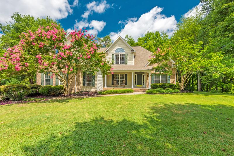 109 Clemson Dr, Oak Ridge, TN 37830