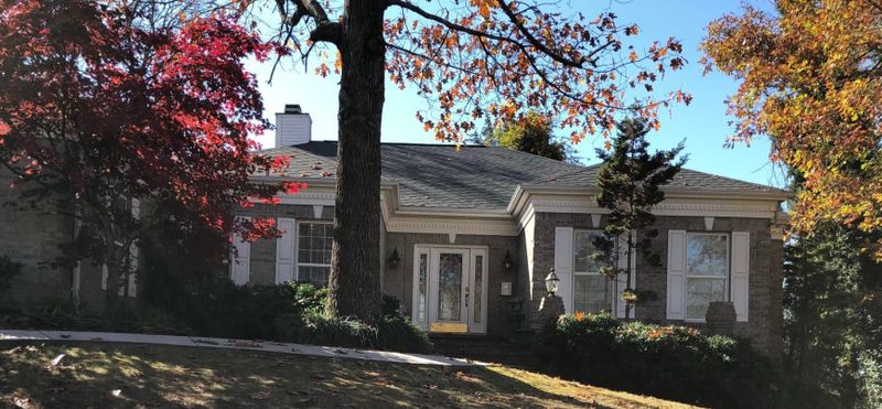 109 Crab Apple Ln, Clinton, TN 37716