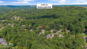 109 Crestview Ln, Oak Ridge, TN 37830