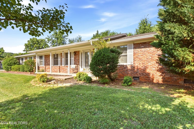 109 Crowfield Rd, Knoxville, TN 37922