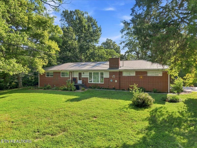 109 Dartmouth Cir, Oak Ridge, TN 37830