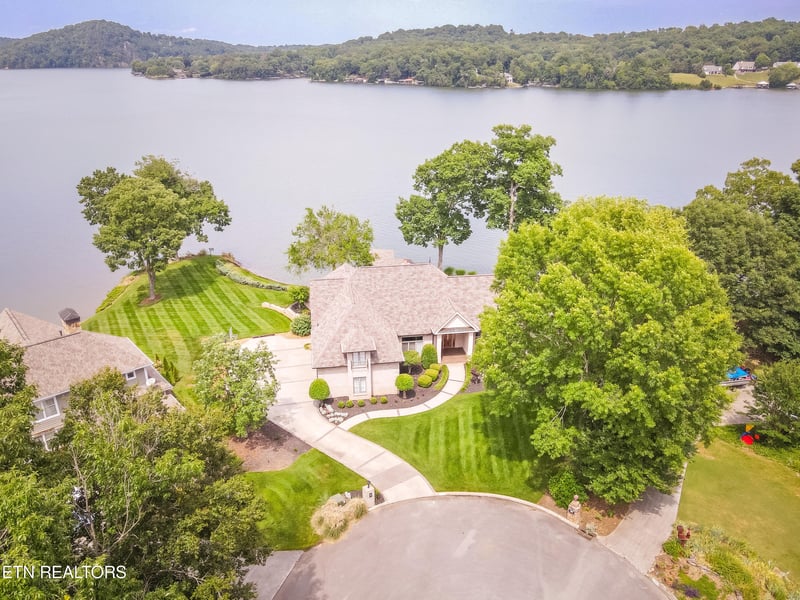 109 Driftwood Ct, Lenoir City, TN 37772