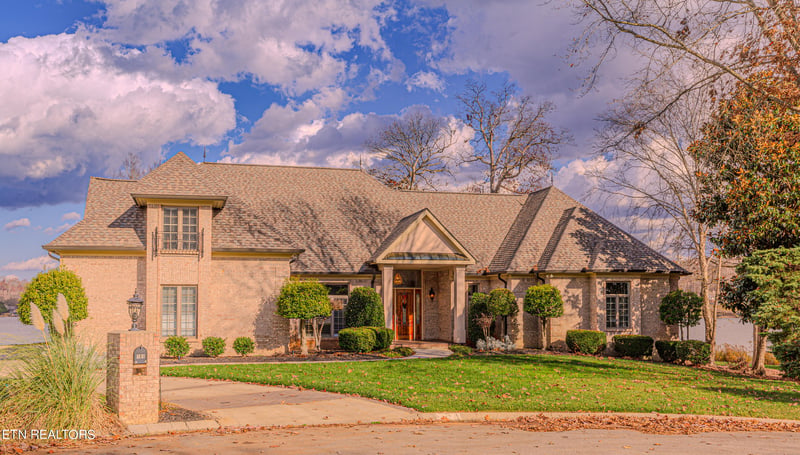 109 Driftwood Ct, Lenoir City, TN 37772