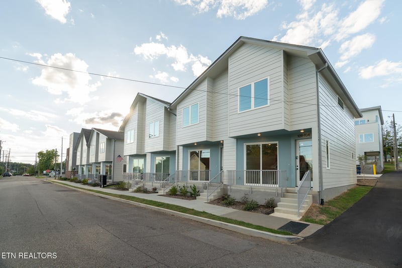 109 E Oldham #104, Knoxville, TN 37917