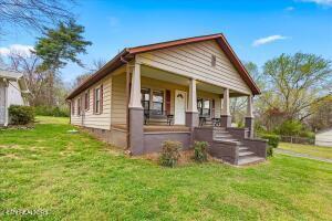 109 Fisher St, Athens, TN 37303