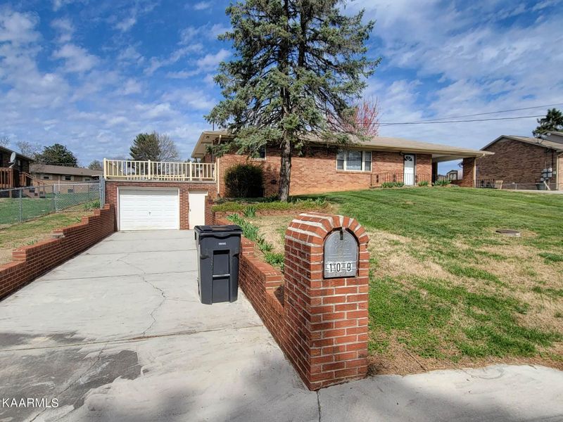 109 Fox Dr, Morristown, TN 37814