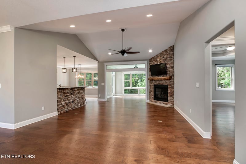 109 Gado Way, Loudon, TN 37774