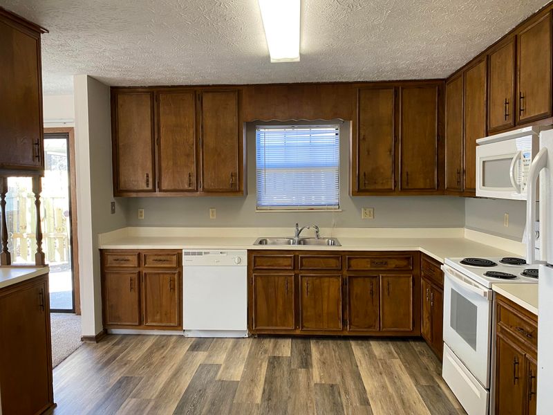 109 Golfcrest Ln, Oak Ridge, TN 37830
