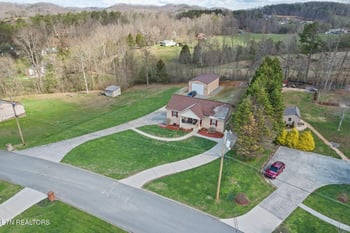 109 Grandies Ct, Andersonville, TN 37705