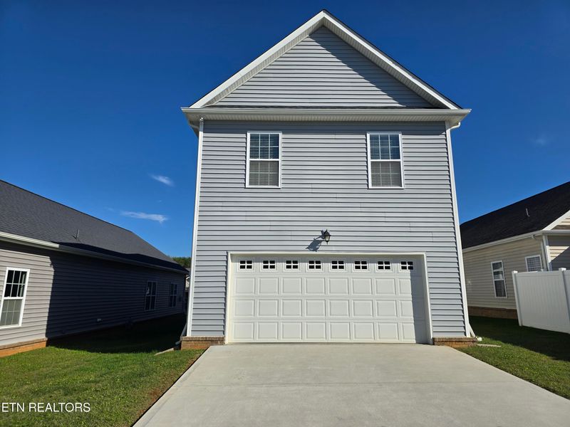 109 Hardinberry St, Oak Ridge, TN 37830