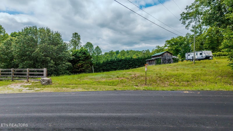 109 Justin Ln, Maynardville, TN 37807