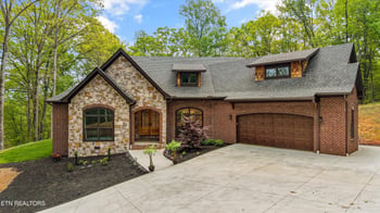 109 Lake Harbor Dr, Lenoir City, TN 37772