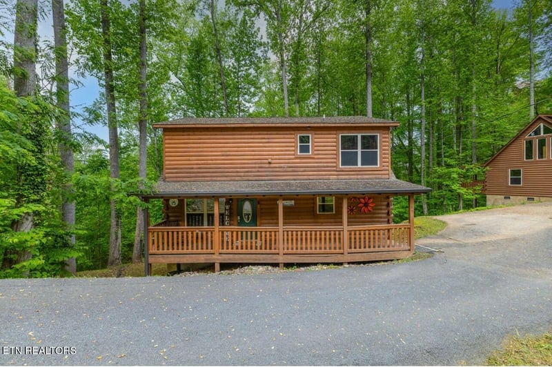 109 Laurel Way, Gatlinburg, TN 37738