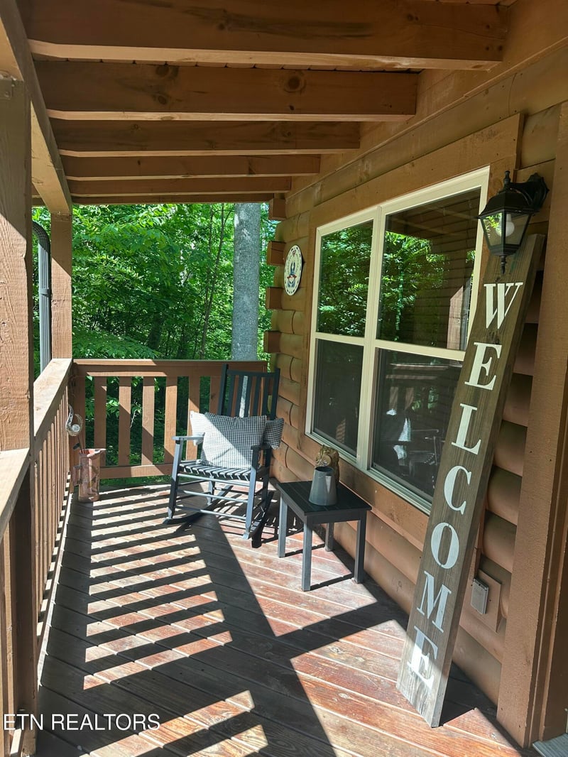 109 Laurel Way, Gatlinburg, TN 37738