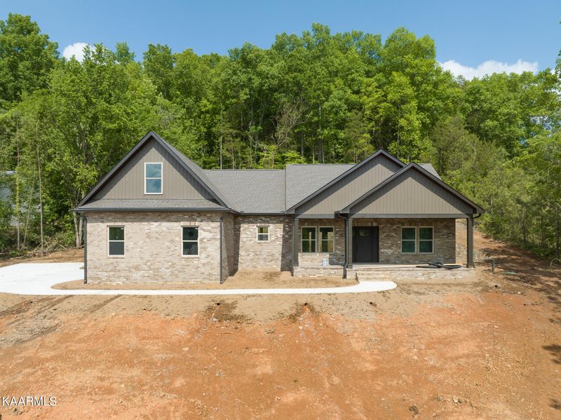 109 Litton Dr, Seymour, TN 37865