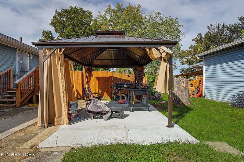 109 Marquette Rd, Oak Ridge, TN 37830