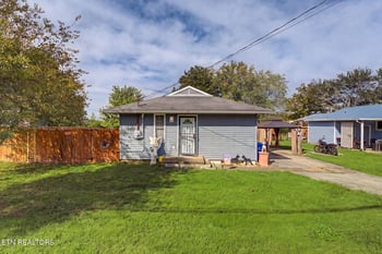 109 Marquette Rd, Oak Ridge, TN 37830