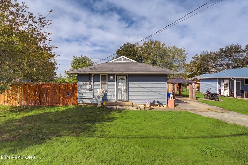 109 Marquette Rd, Oak Ridge, TN 37830