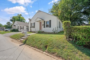 109 N Magnolia St, Maryville, TN 37801