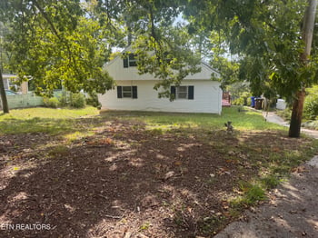 109 Niagara Ln, Oak Ridge, TN 37830