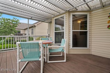109 Oohleeno Way, Loudon, TN 37774