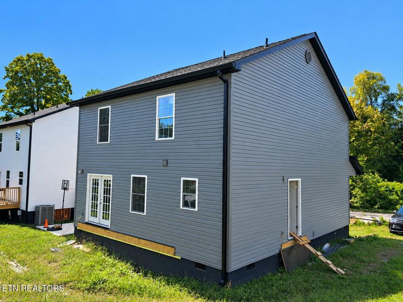 109 Pelham Rd, Knoxville, TN 37914