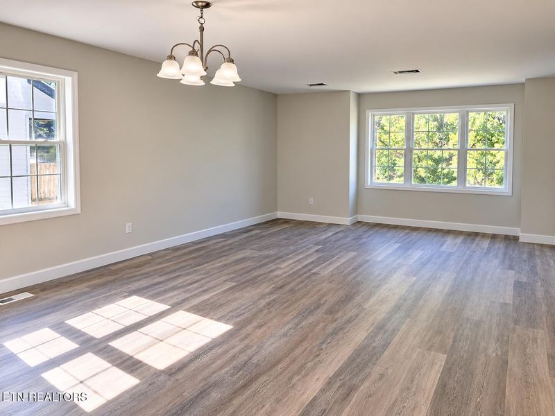 109 Pelham Rd, Knoxville, TN 37914