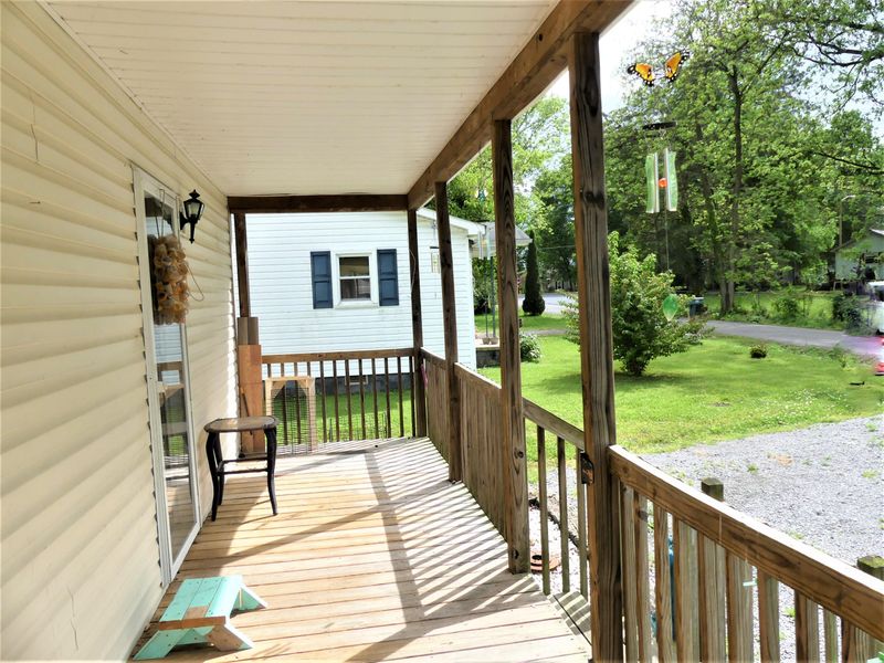 109 Pennsylvania Ave, Etowah, TN 37331