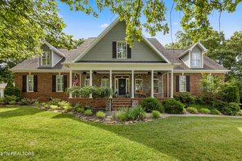 109 Red Grouse Dr, Lenoir City, TN 37772