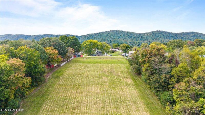 109 W Kentucky Ave, Lafollette, TN 37766