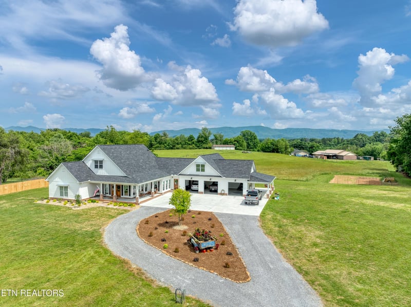 109 Whaley Way, Maryville, TN 37804
